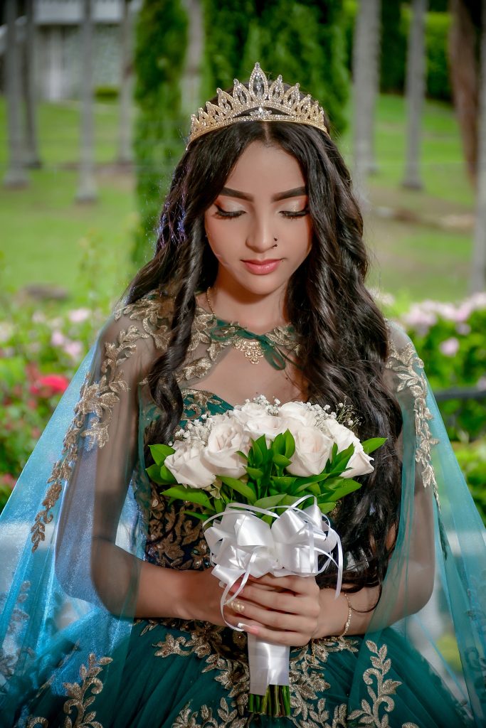 fotografía quince años sesión fotos 15 Medellín fotógrafo de quinceañeras Antioquia estudio para quinceañeras quinceaños fotos de quince