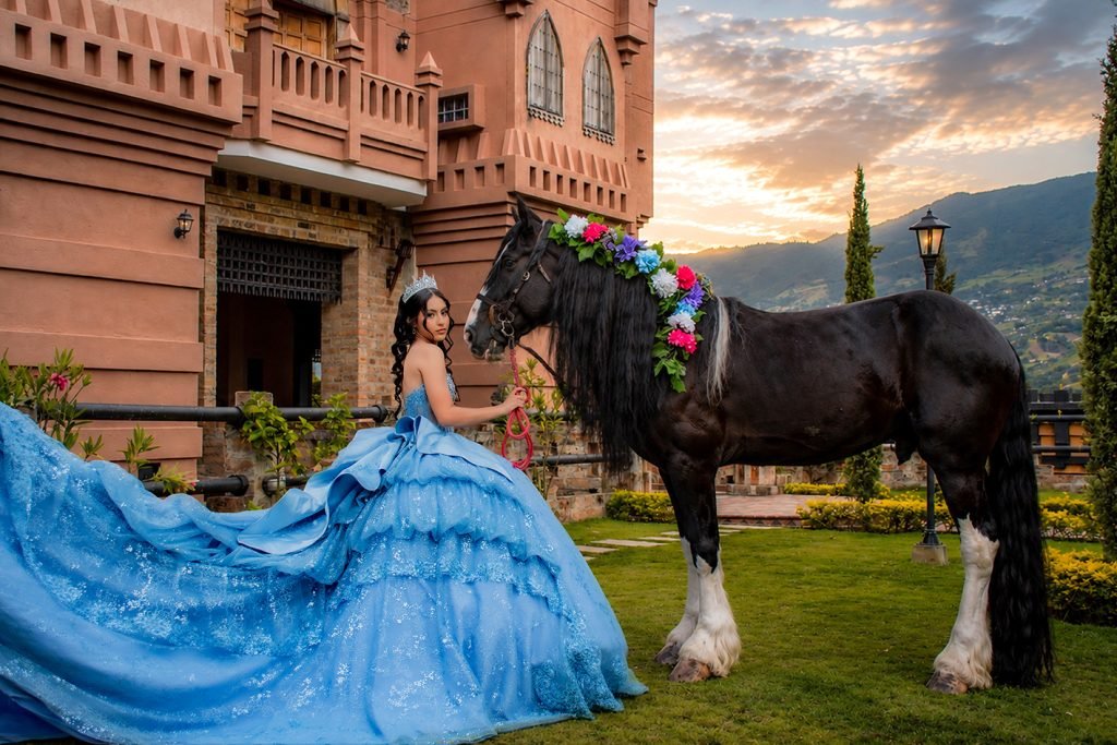 fotos de quinceañera con caballo